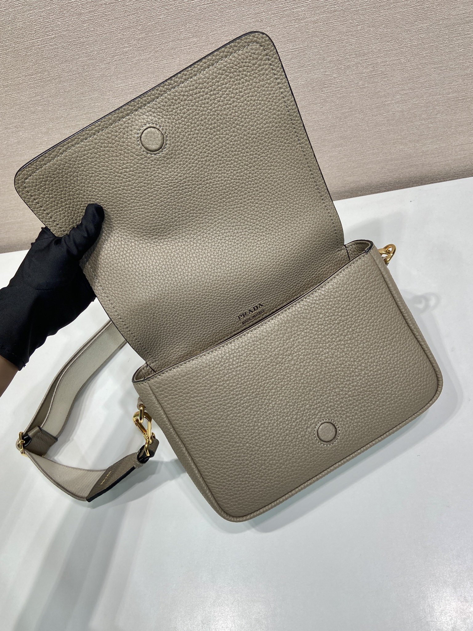 Pra*a 1bd314 leather shoulder bag-23*18*9cm