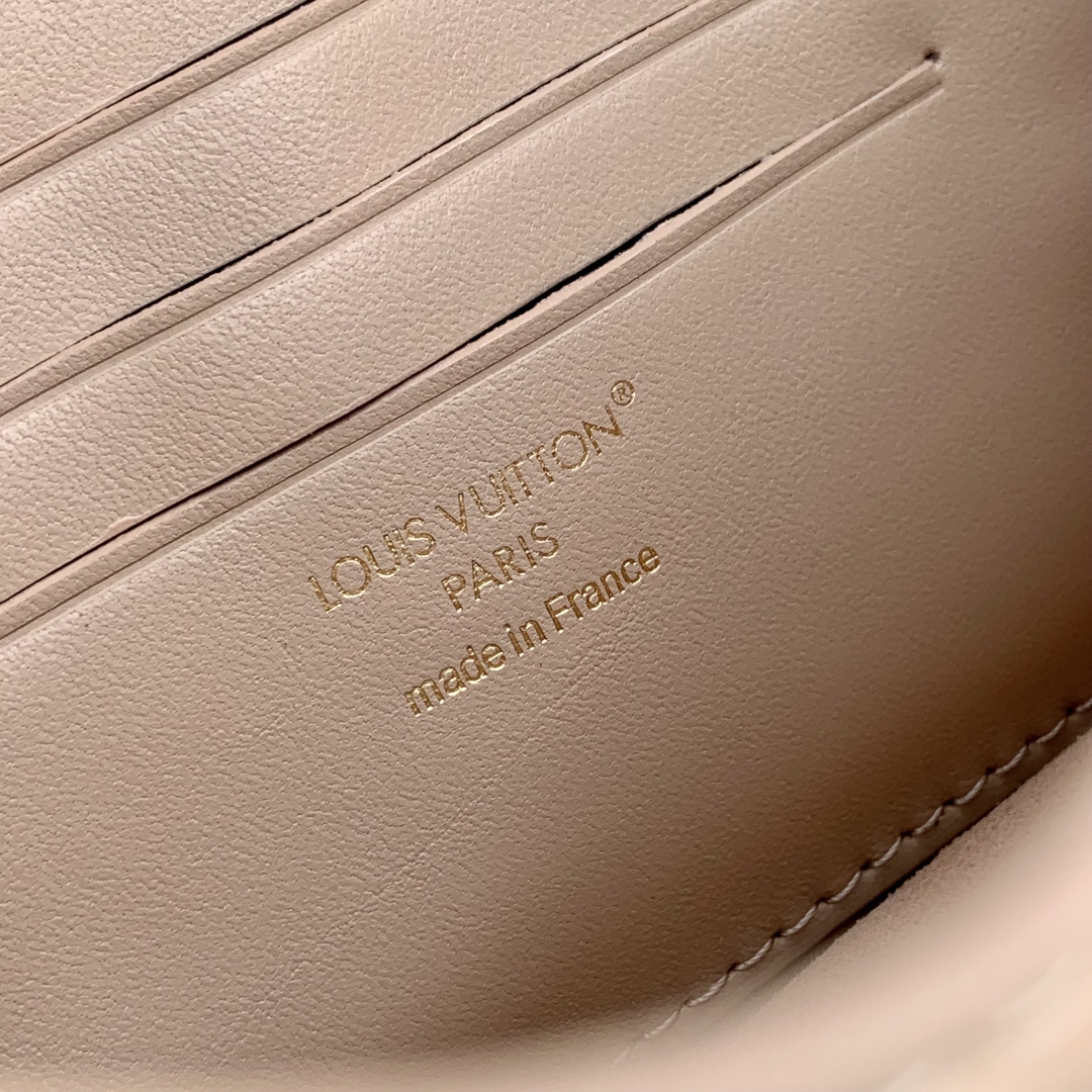 L0vis vuitt*n bloom wallet on chain bag -m14851-11.5 x 4 x 20 cm