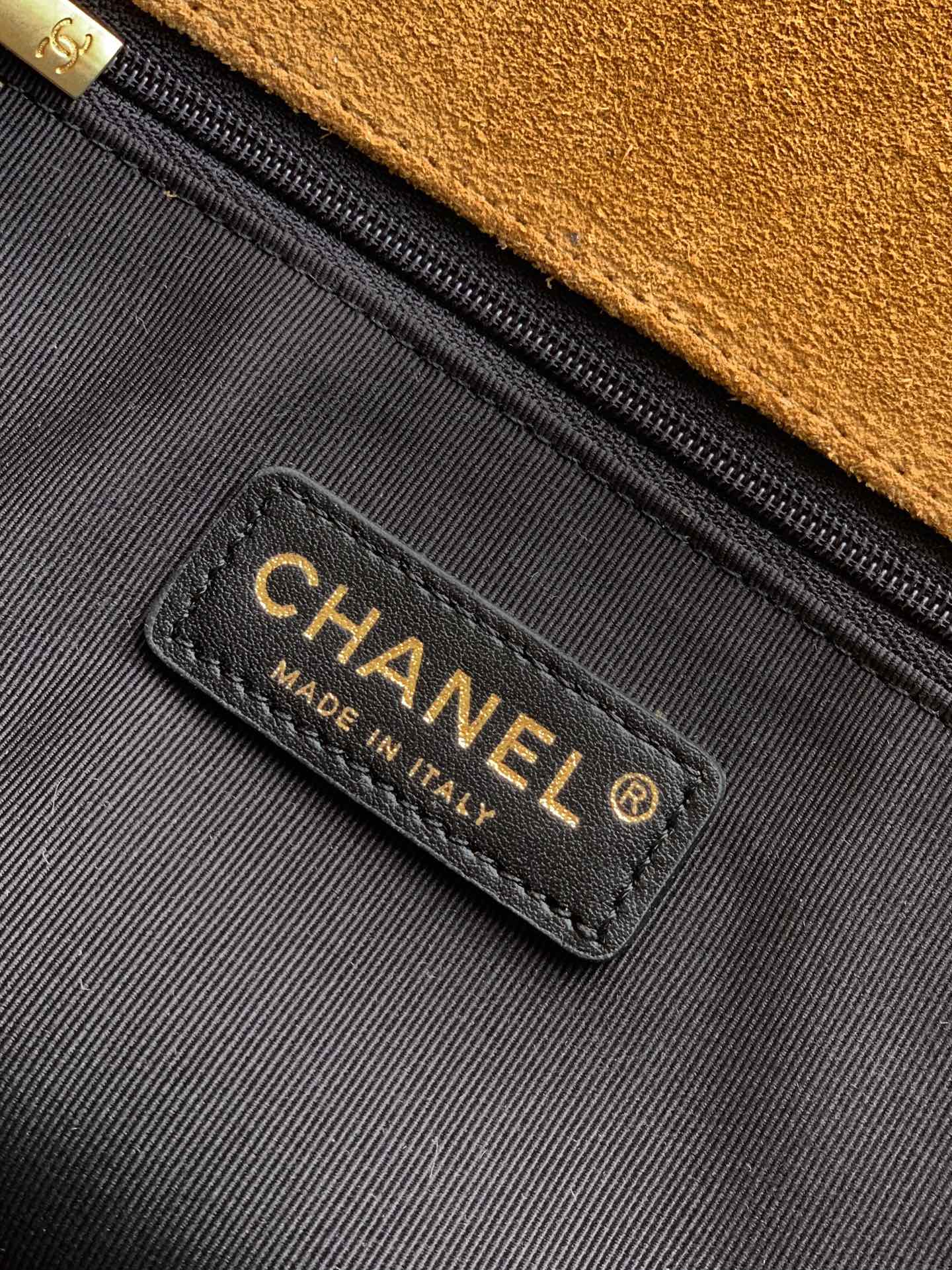 Ch@nel Flap Bag-18x29 x8CM