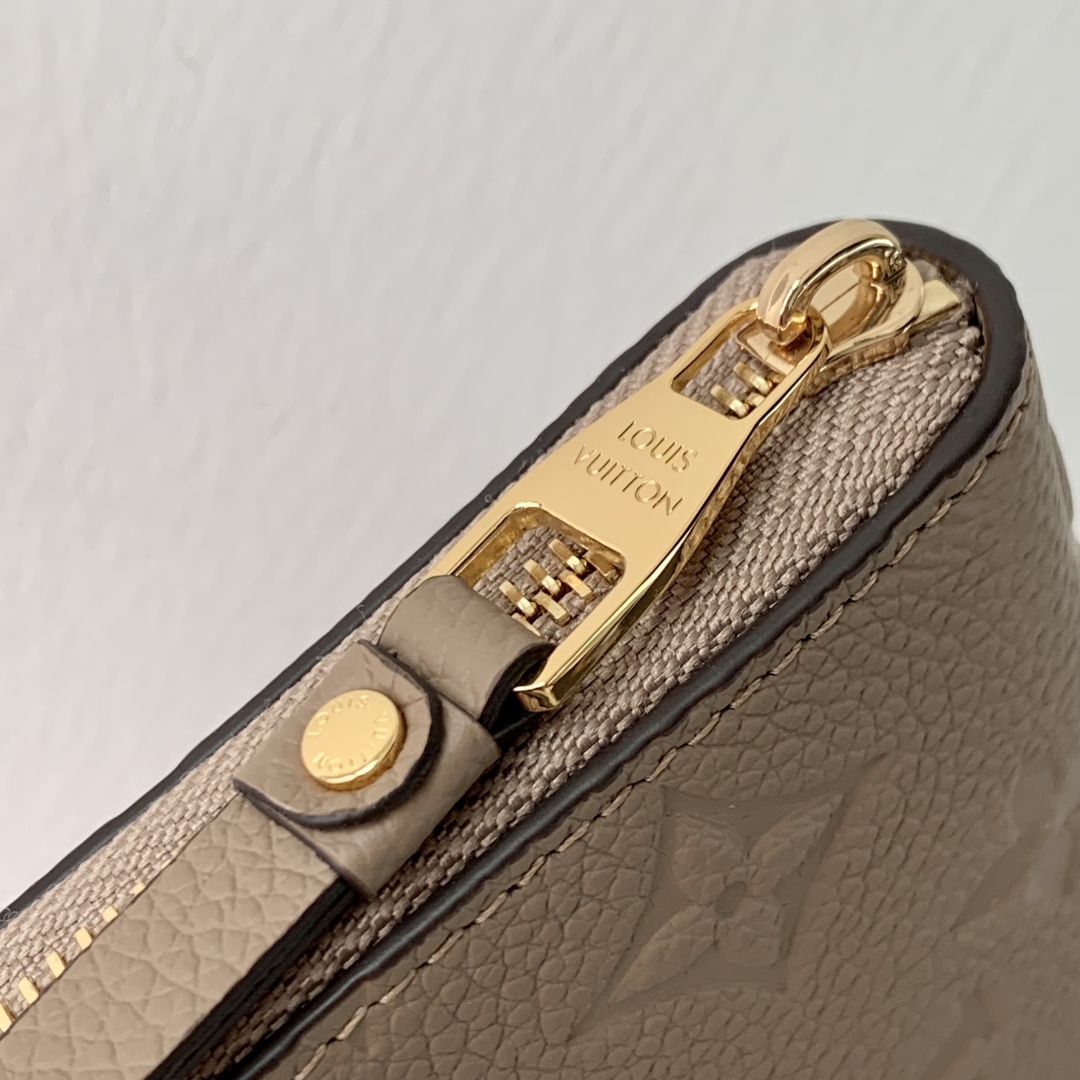 l0vis Vvtt0n wallet-11 x 8 x 1cm