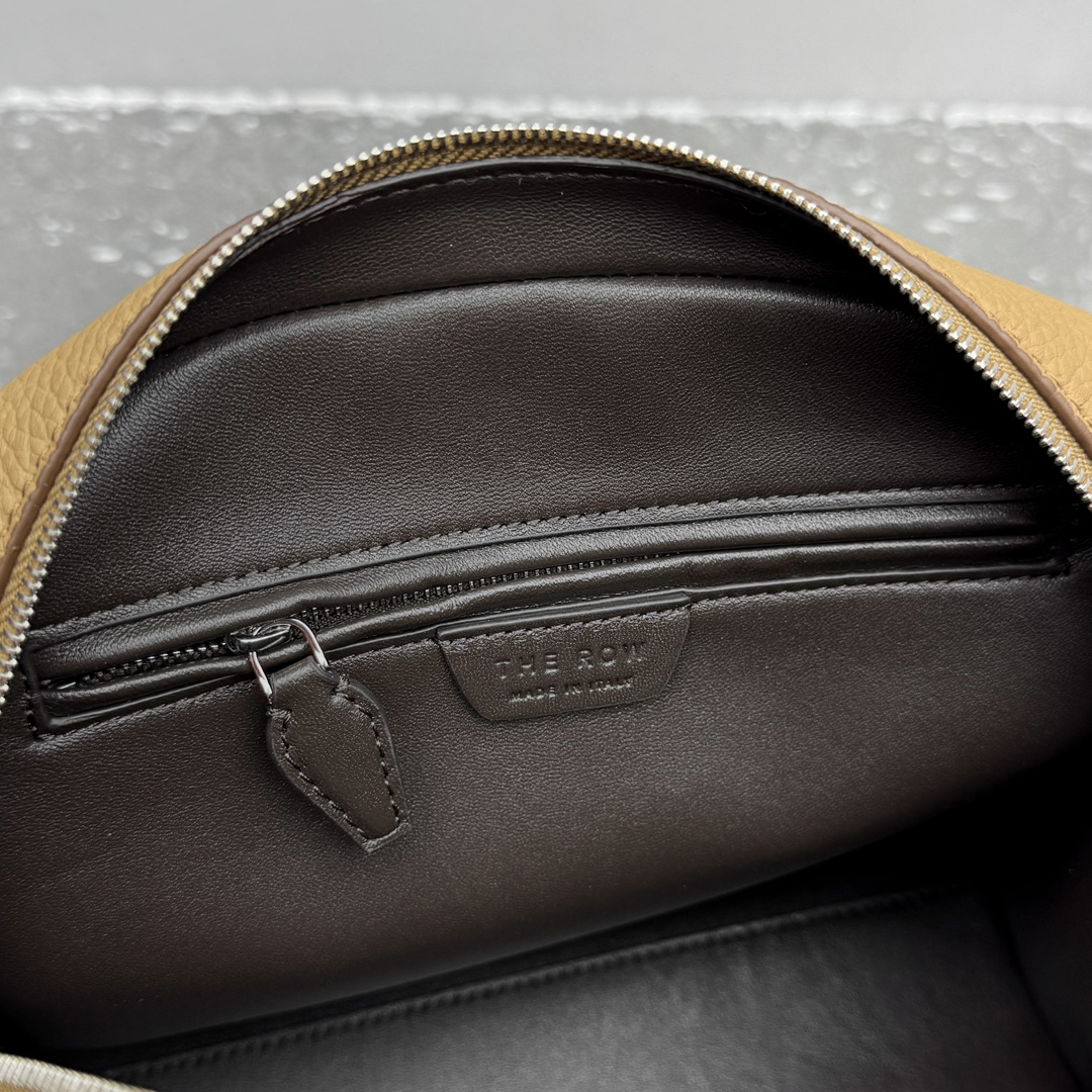 The R0w india 10 bag-24*8*19cm