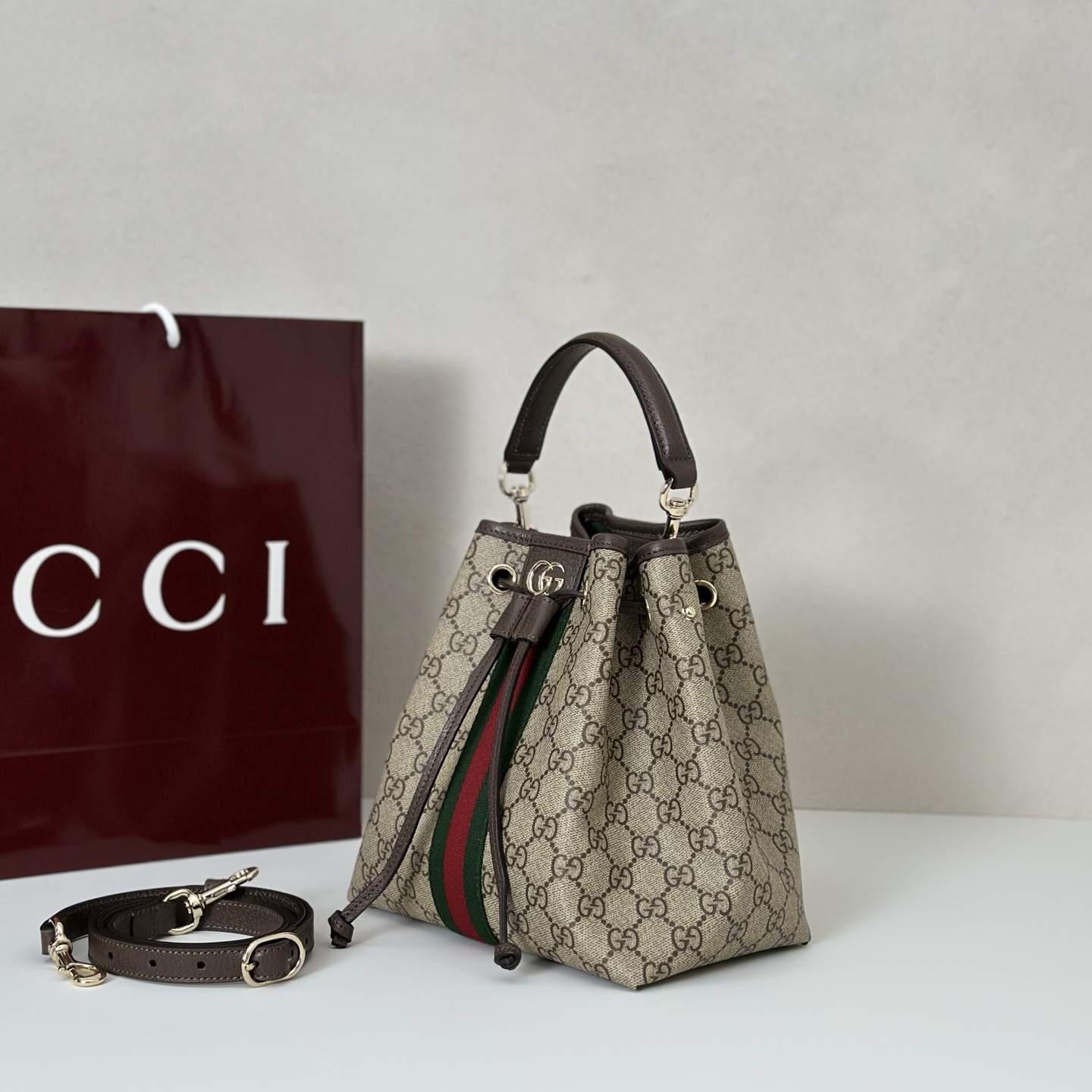 Gvc*1 ophidia tote-21*13*21.5cm
