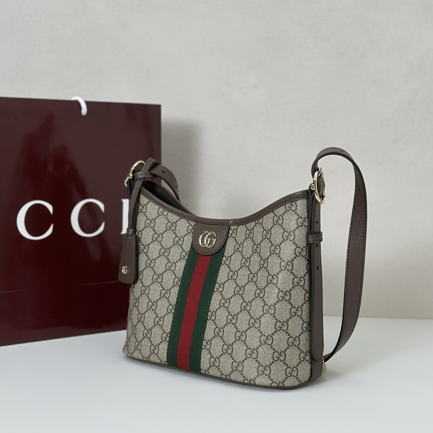 Gvc*1 ophidia shoulder bag-23*21*12cm