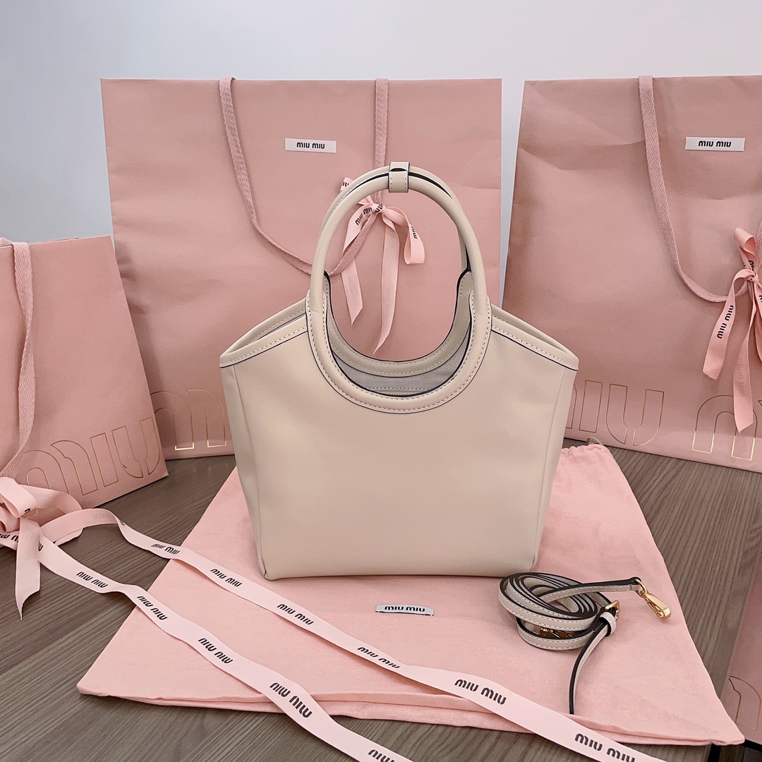 M1um1u lvy tote-23x13x7cm