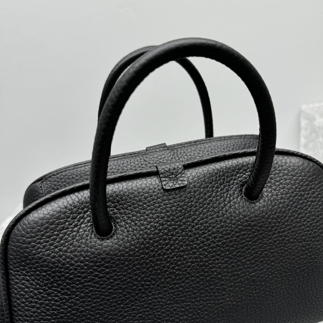 Ja*qvemvs le turismo bag-26*17*11cm