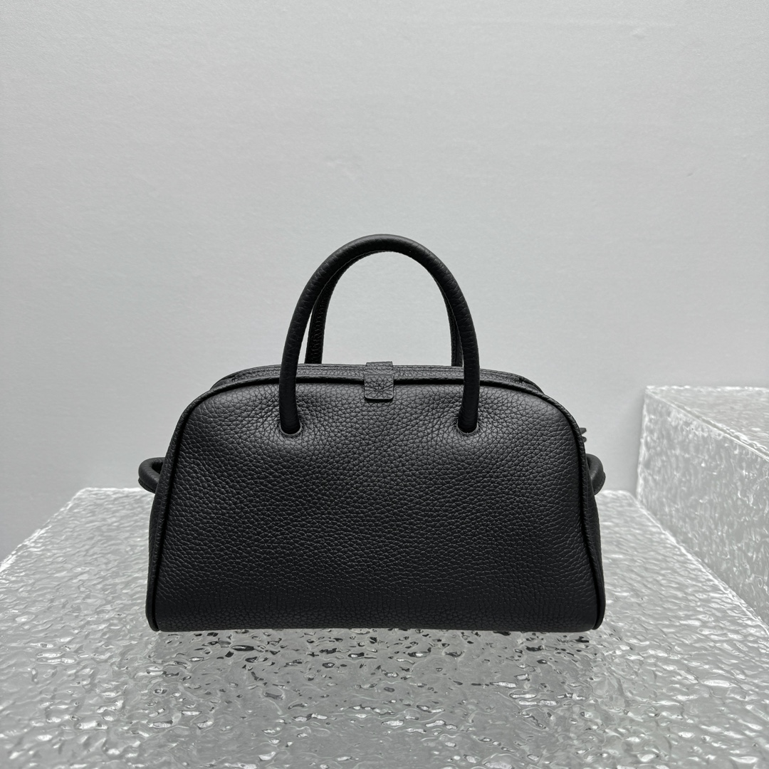 Ja*qvemvs le turismo bag-26*17*11cm