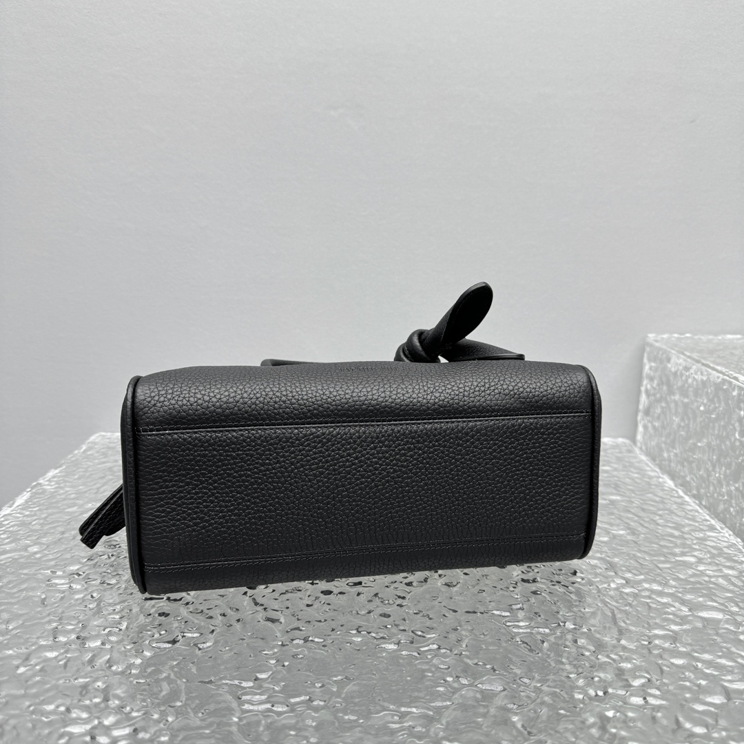 Ja*qvemvs le turismo bag-26*17*11cm