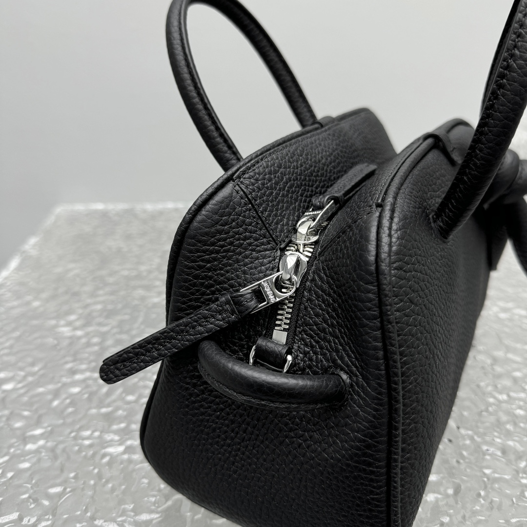 Ja*qvemvs le turismo bag-26*17*11cm