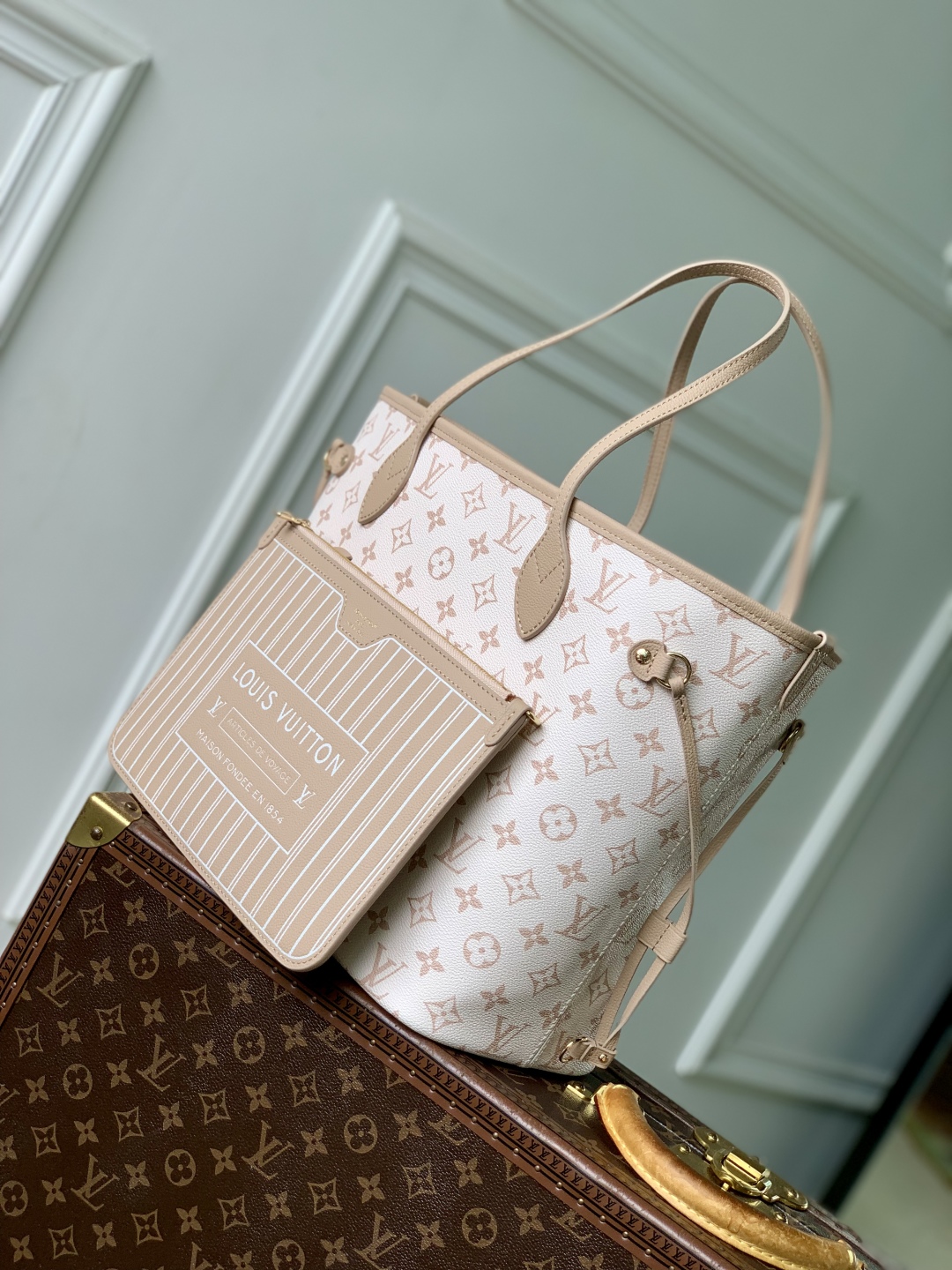 l0vis Vvtt0n neverfull inside out mm-25665-31 x 28 x 14cm