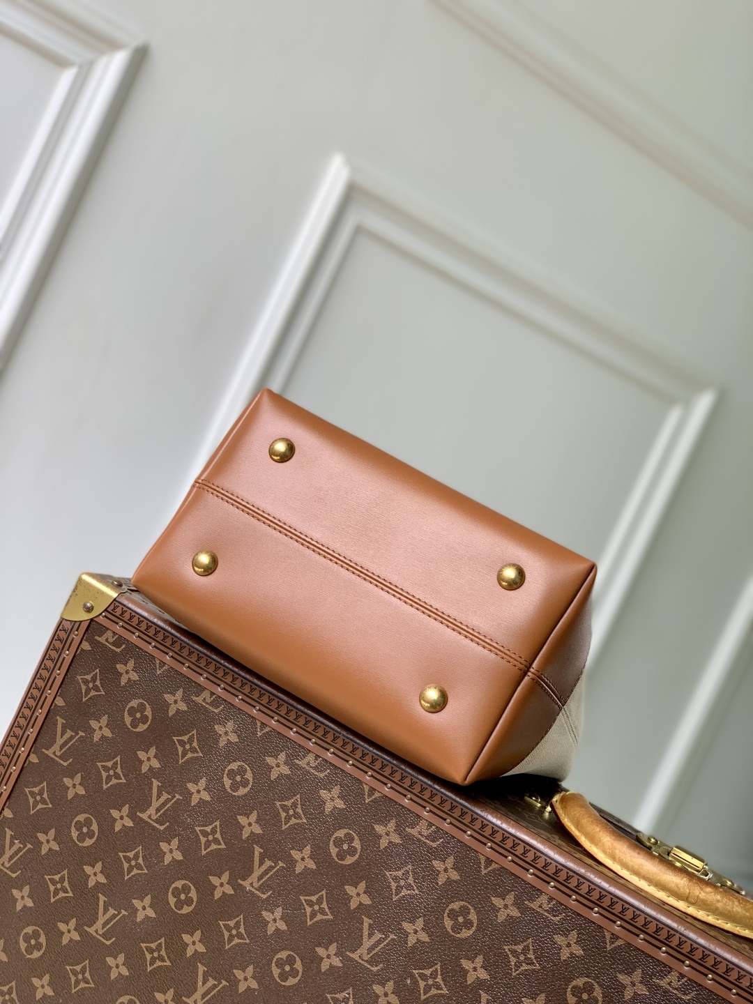 l0vis Vvtt0n low key hobo-m25352-24 x 28 x 16cm