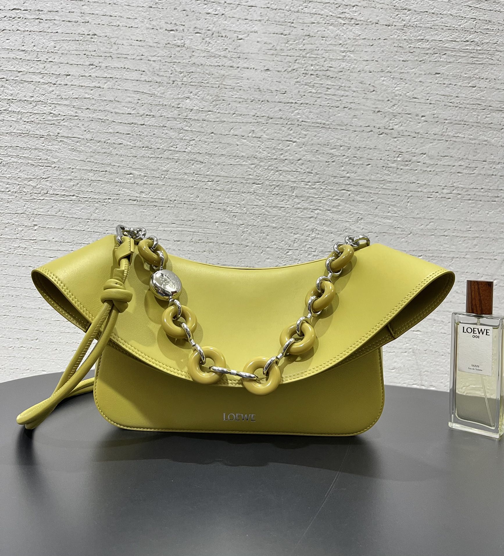 Lowee Ola Chain-Link Shoulder Bag-26*18*13CＭ