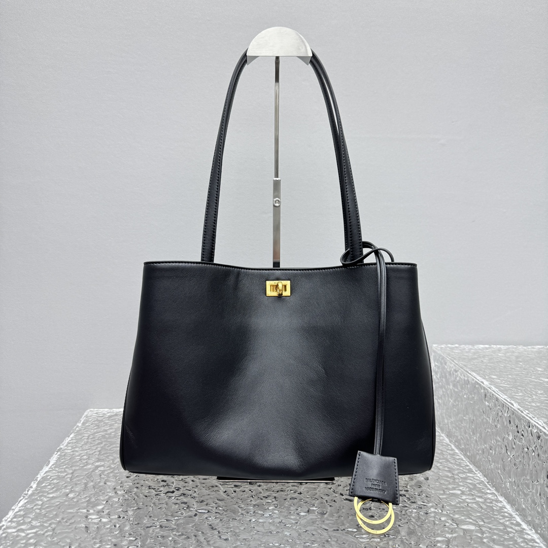 Ba1en*iaga tote bag-33*11*27cm