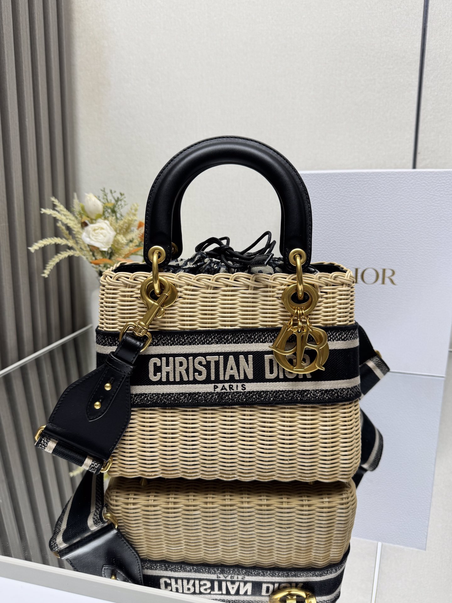 Lady Diro Handle Bag-24CM
