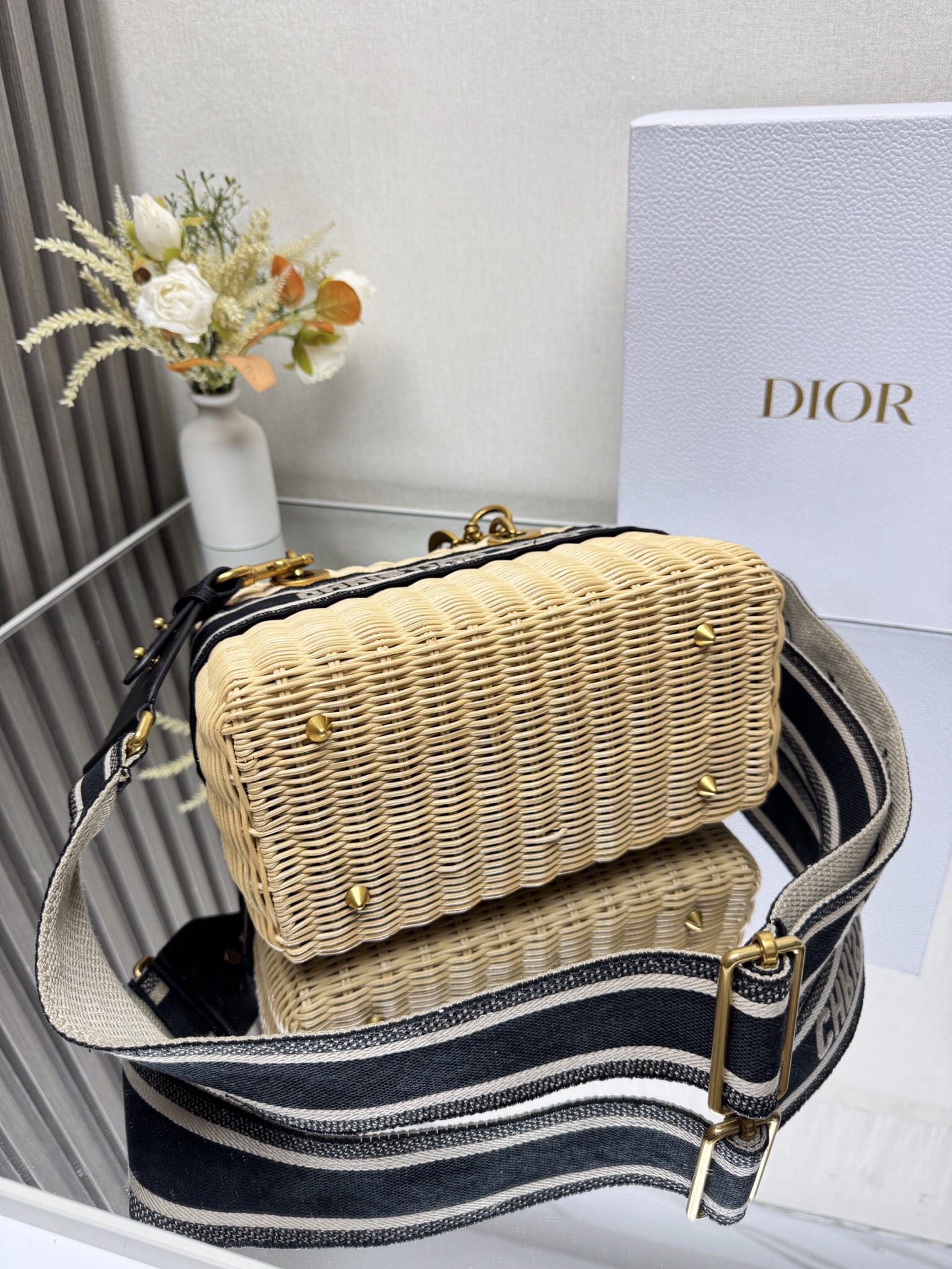Lady Diro Handle Bag-24CM