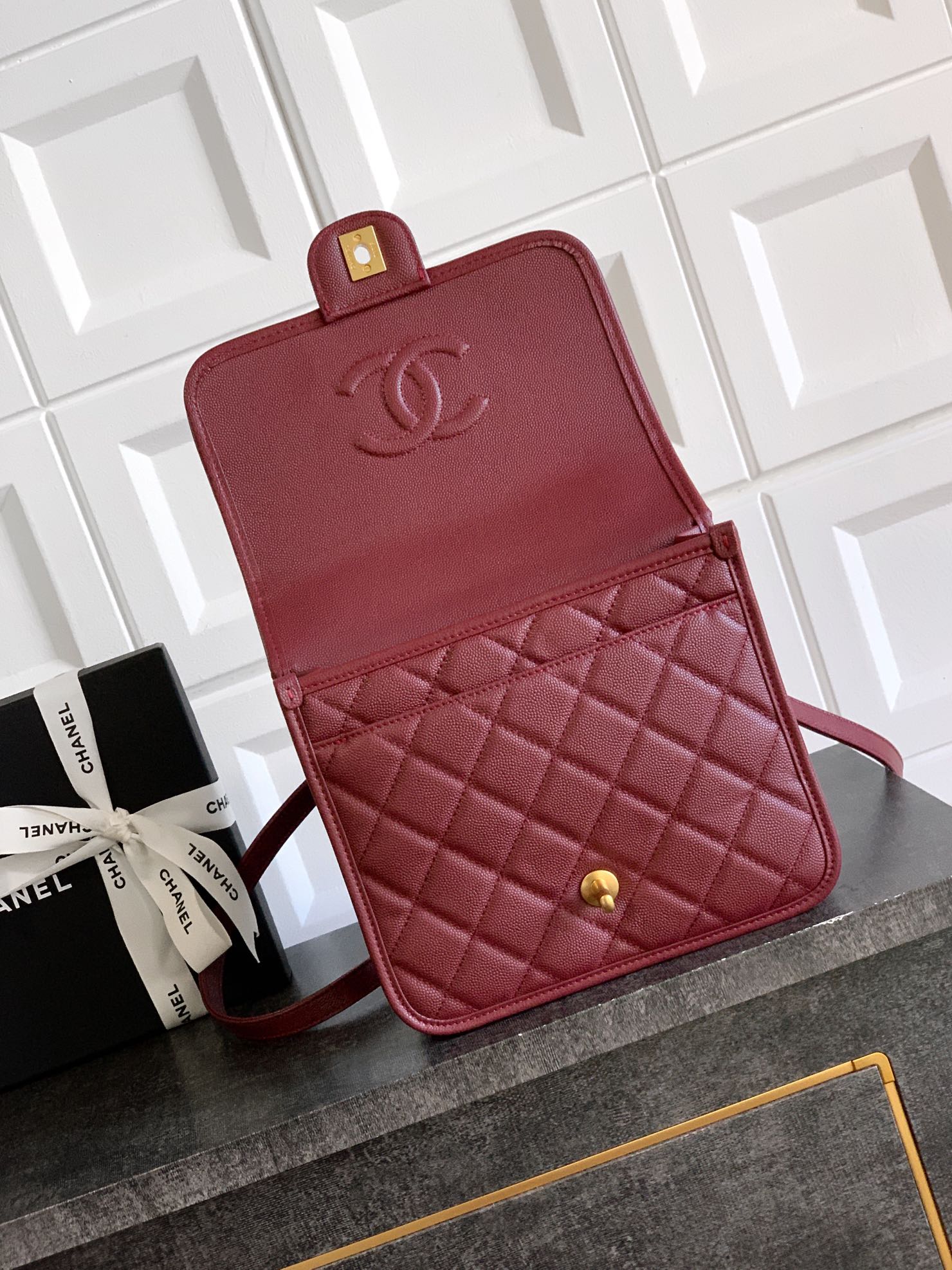 Ch@nel Flap Bag- 22x19.5x7CM
