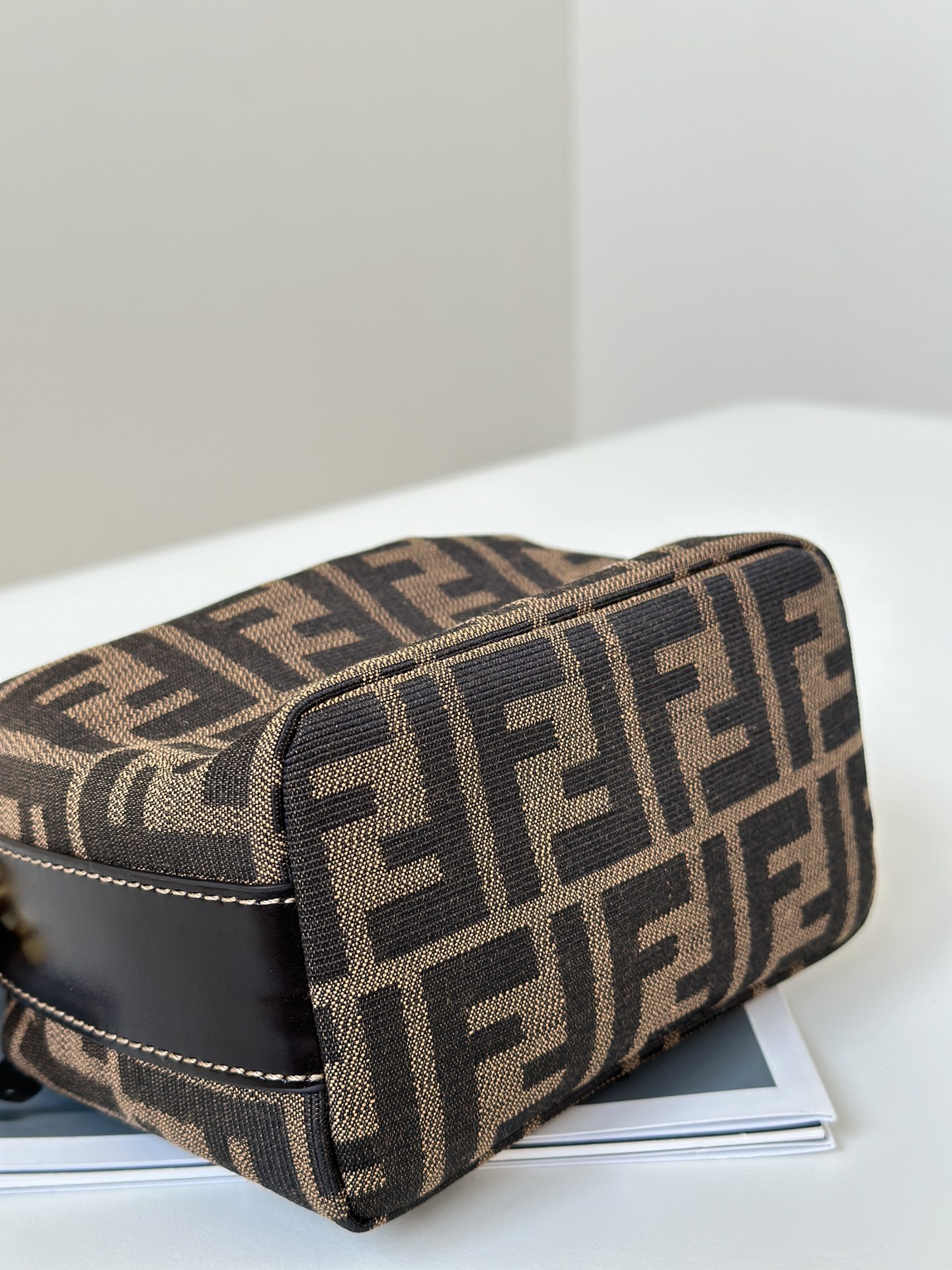 F**di vinatge bag-15×9×13cm