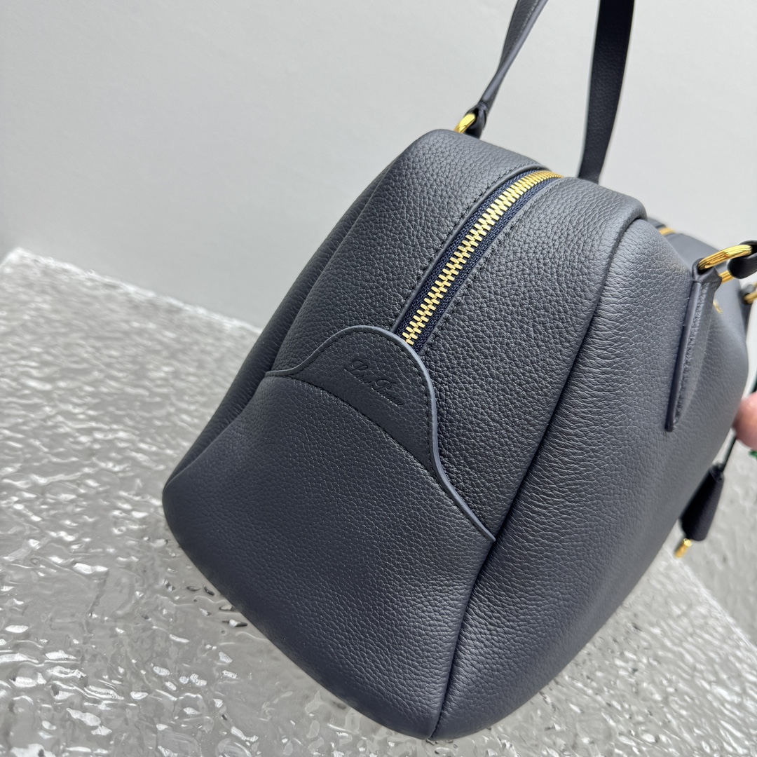 L0r0 P1ana needle bag(navy blue)-38*21*18cm