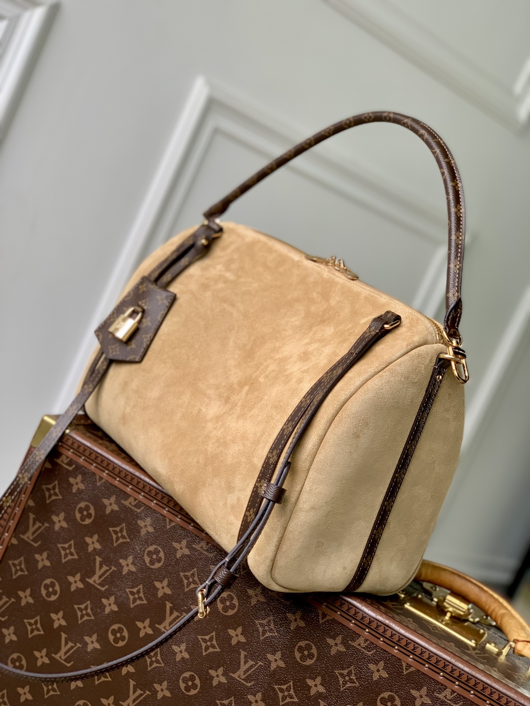 Lv Keepall Bandoulière 24 x 18.5 x 36CM