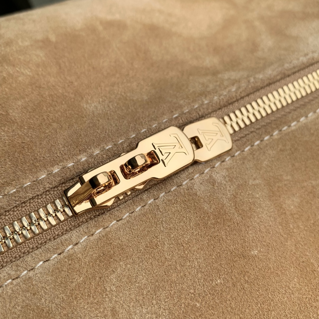 Lv Keepall Bandoulière 24 x 18.5 x 36CM