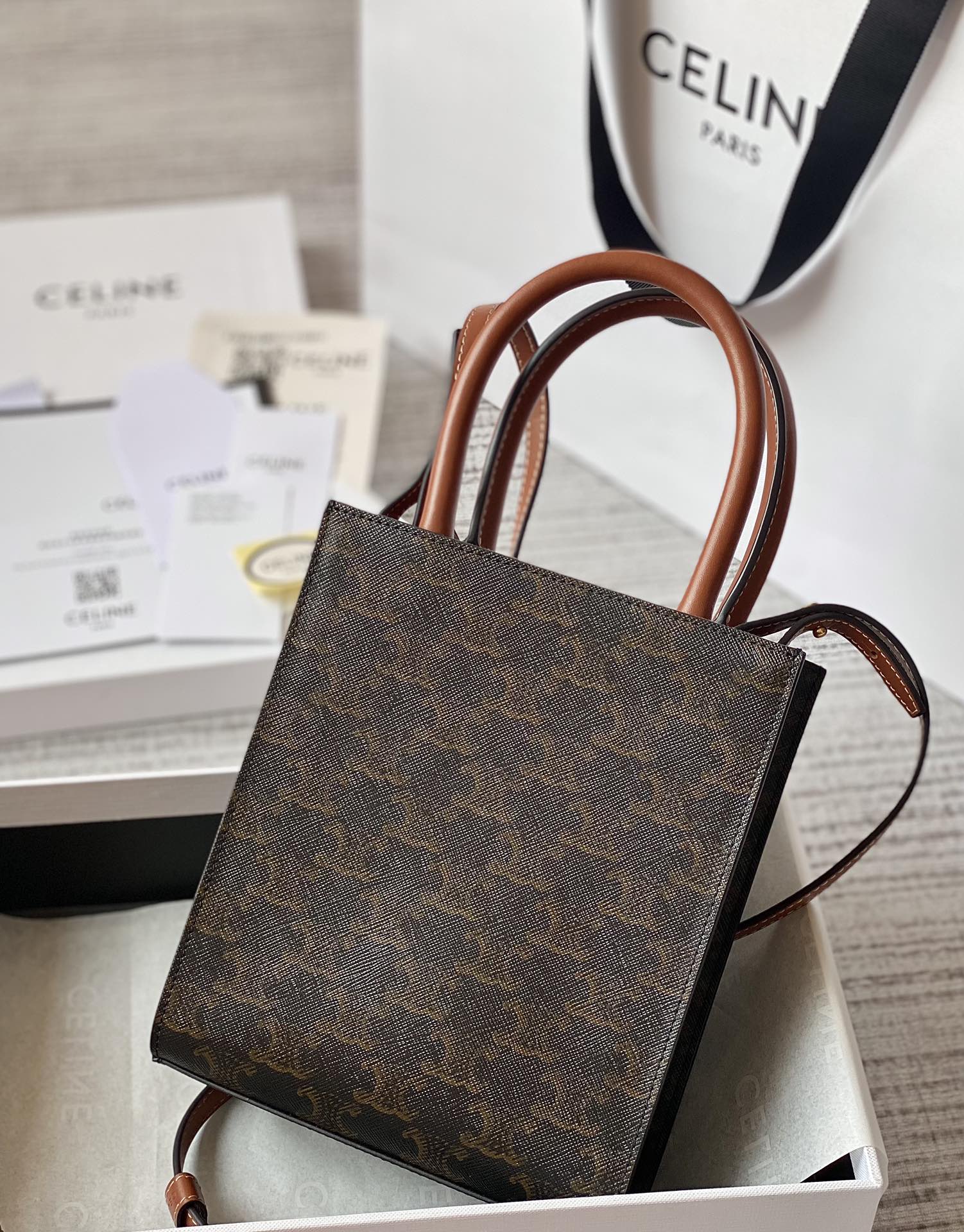 Celin Triomphe Tote-17*21*4CM