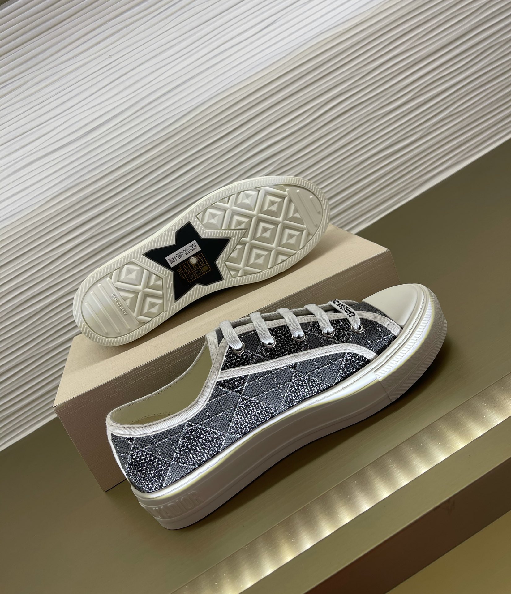 D*or sneakers