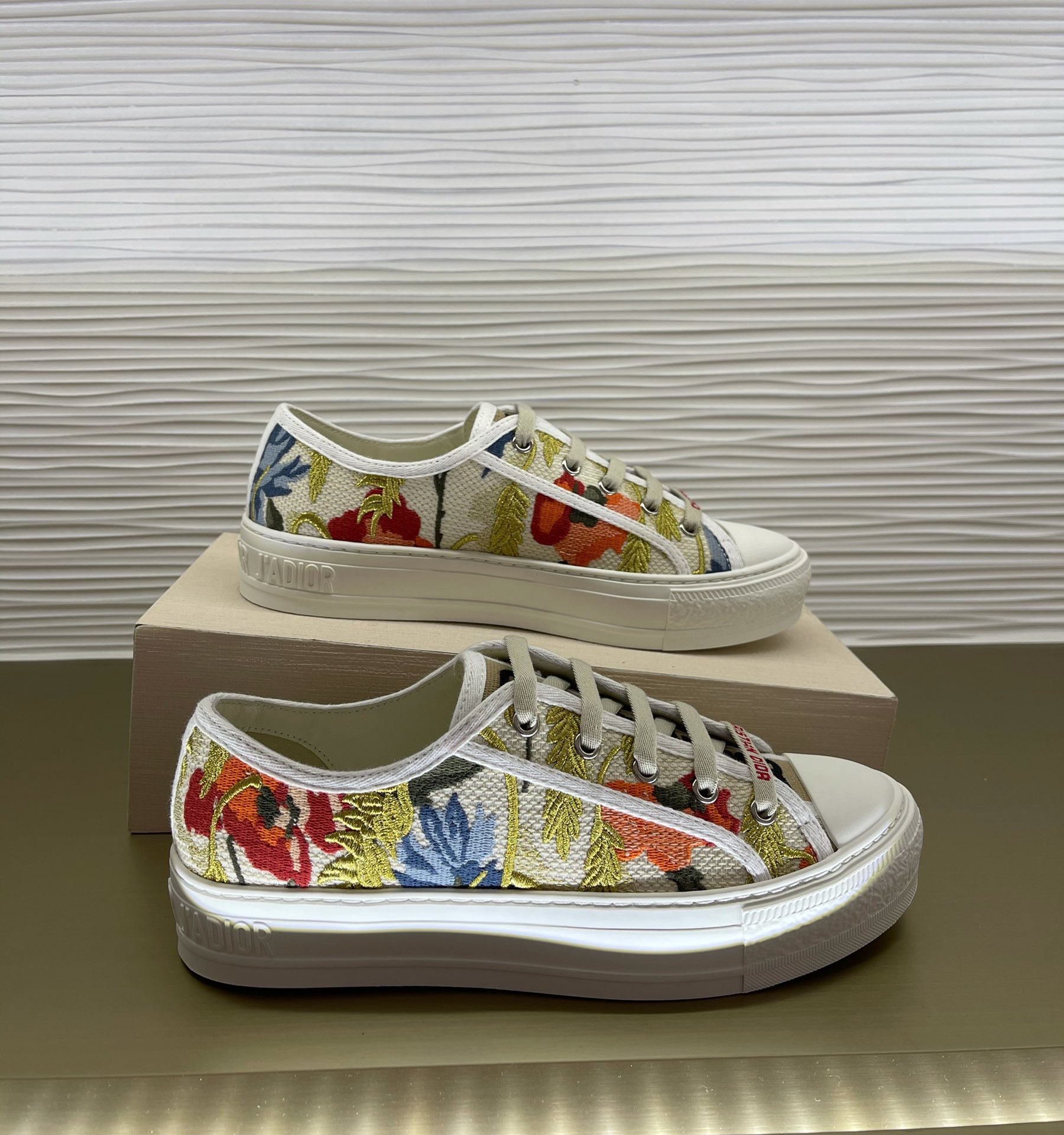 D*or sneakers