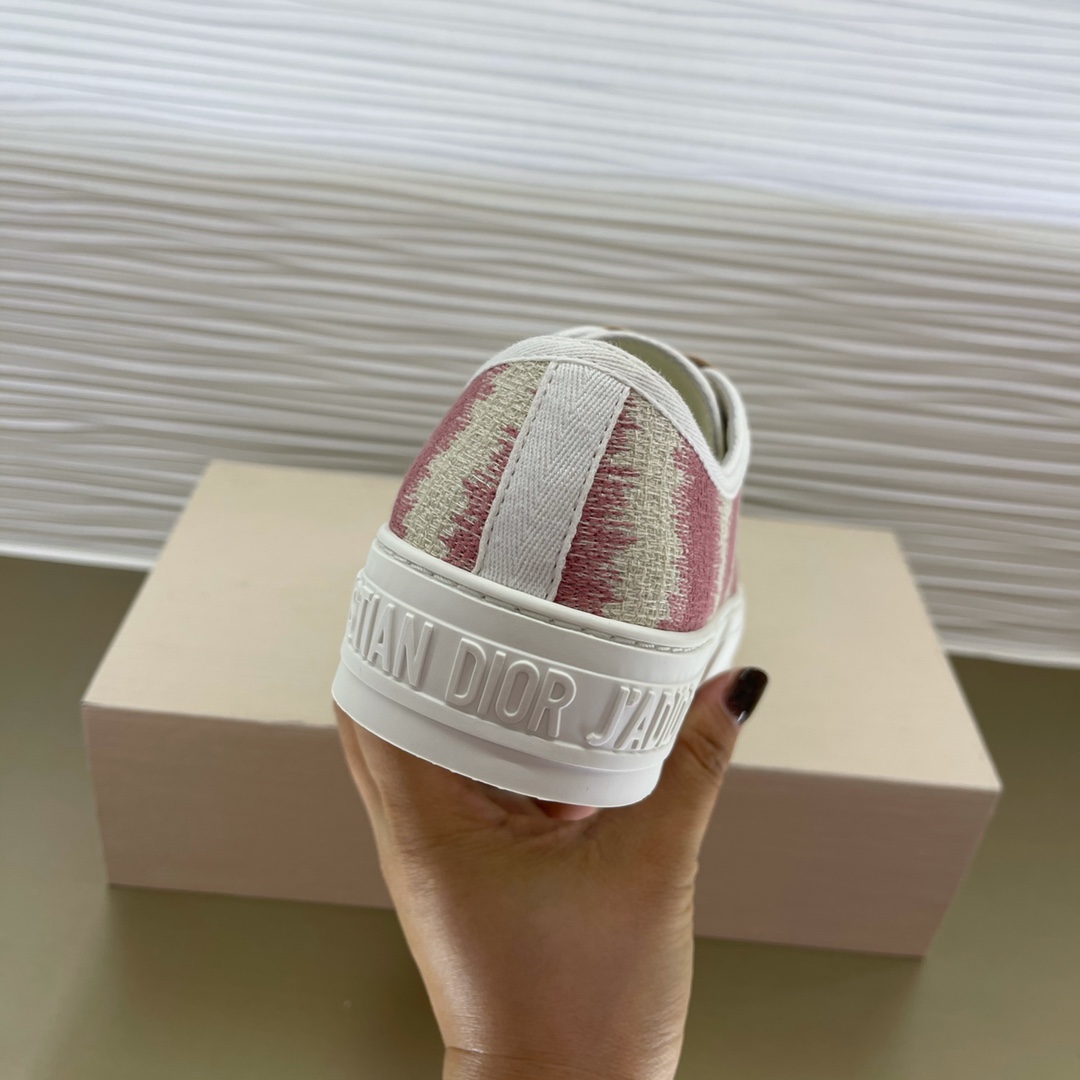 D*or sneakers