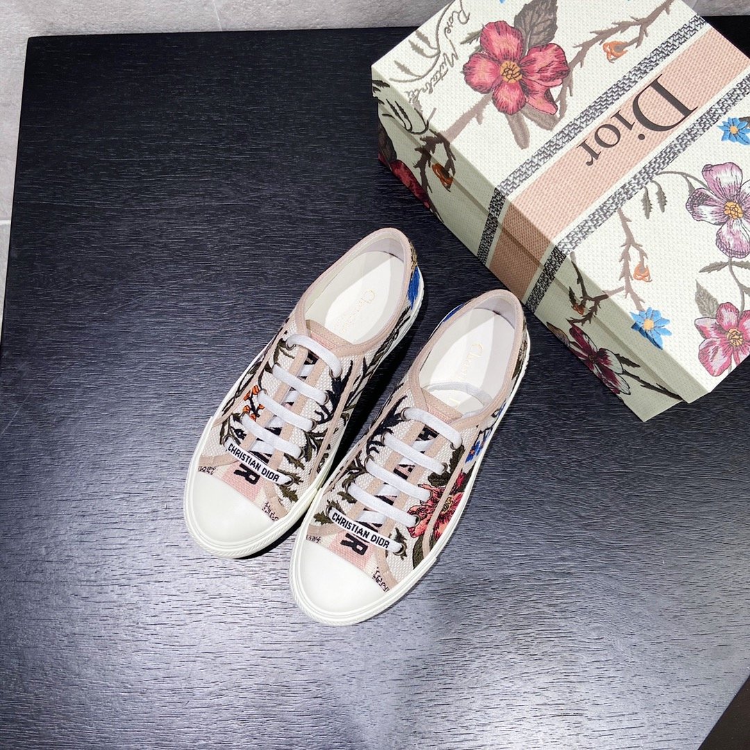 D*or sneakers