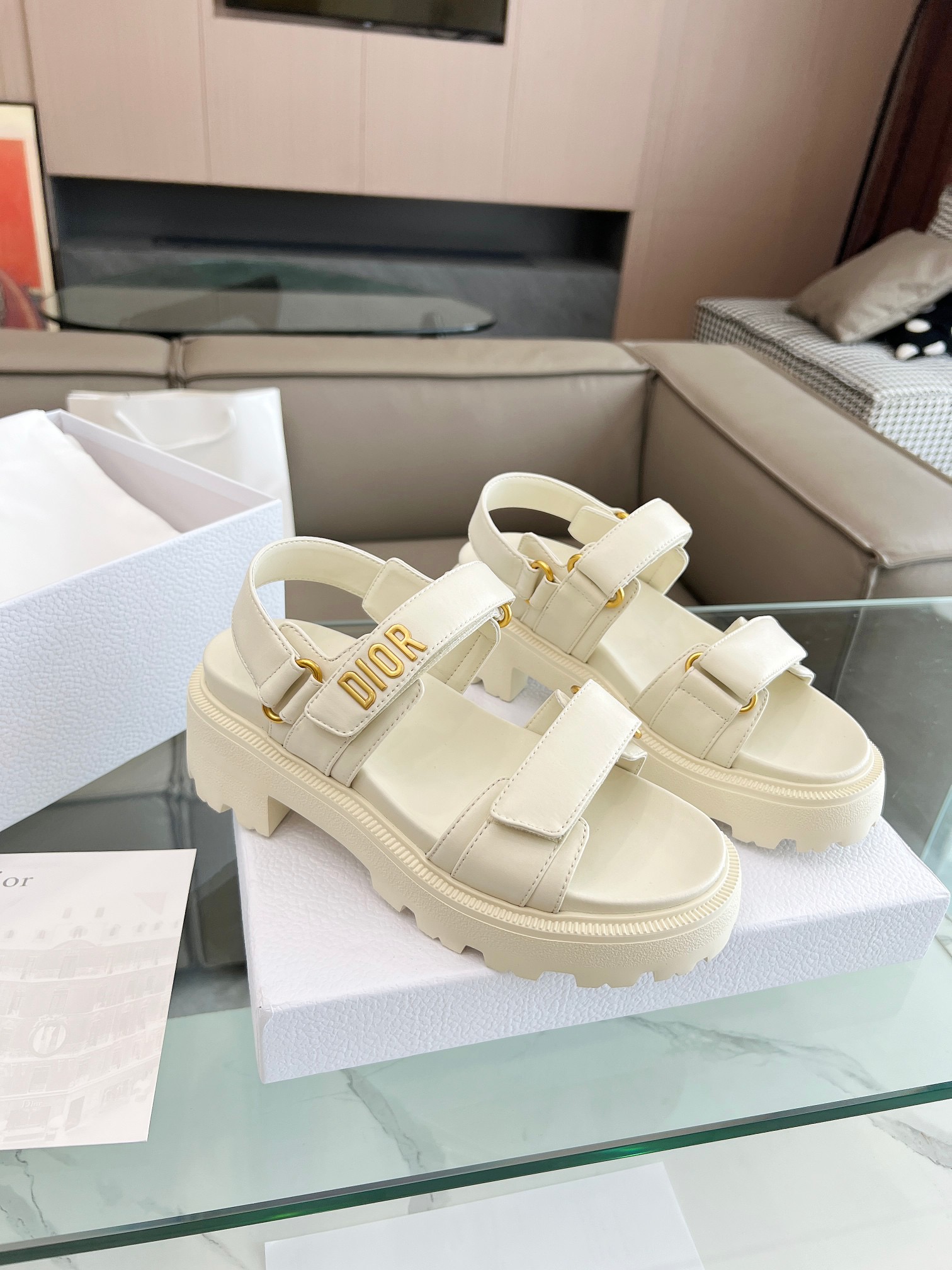 Diro Sandals