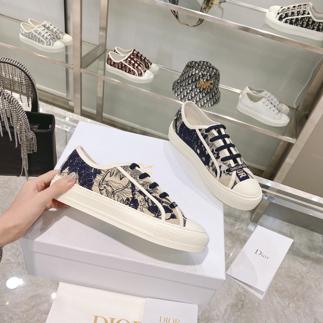 D*or sneakers