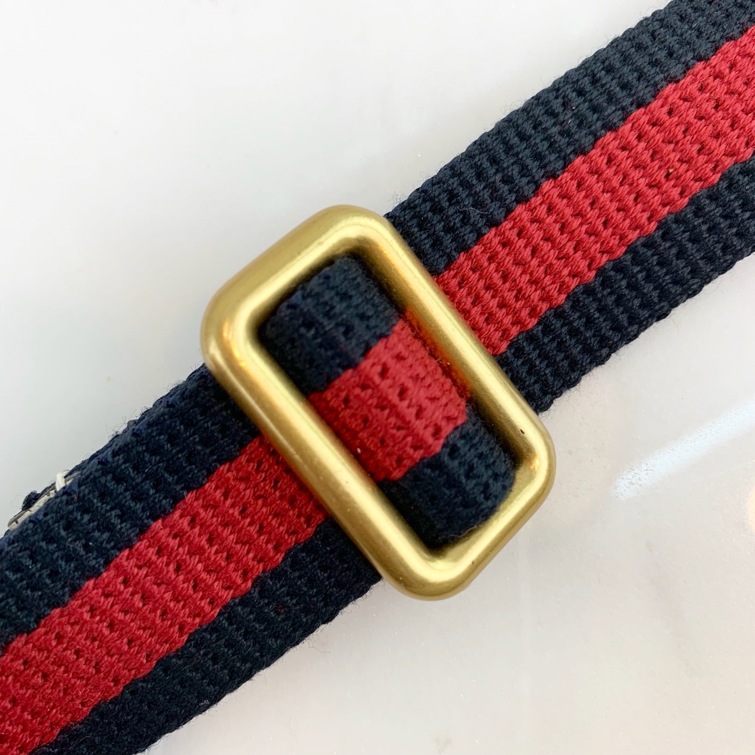 G*u*i waist bag-22cm