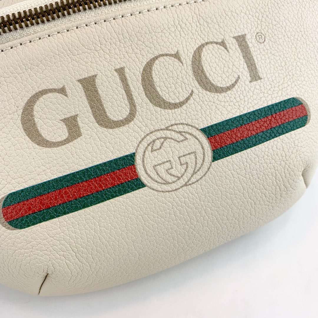 G*u*i waist bag-22cm