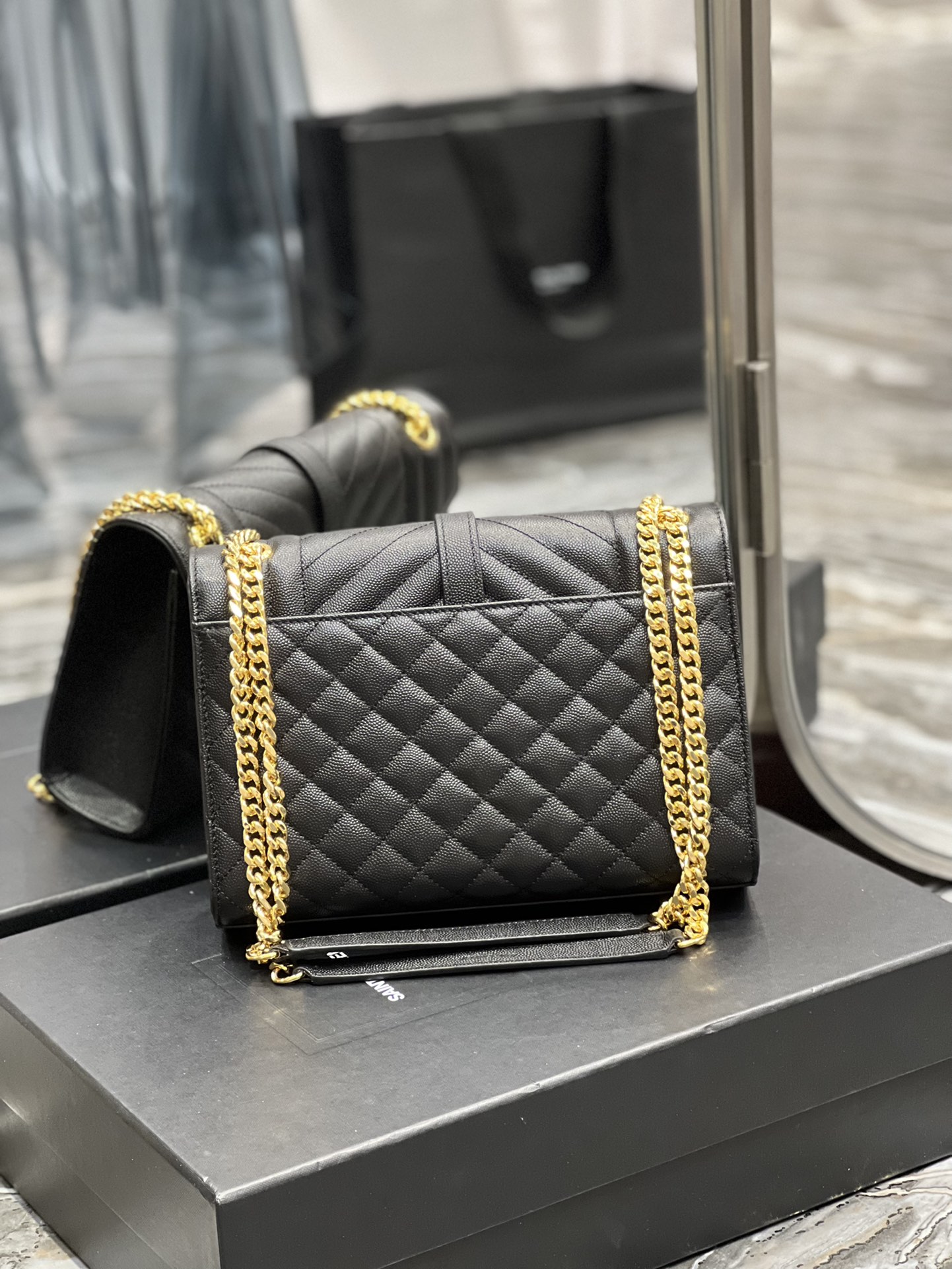 Y*L envelope bag